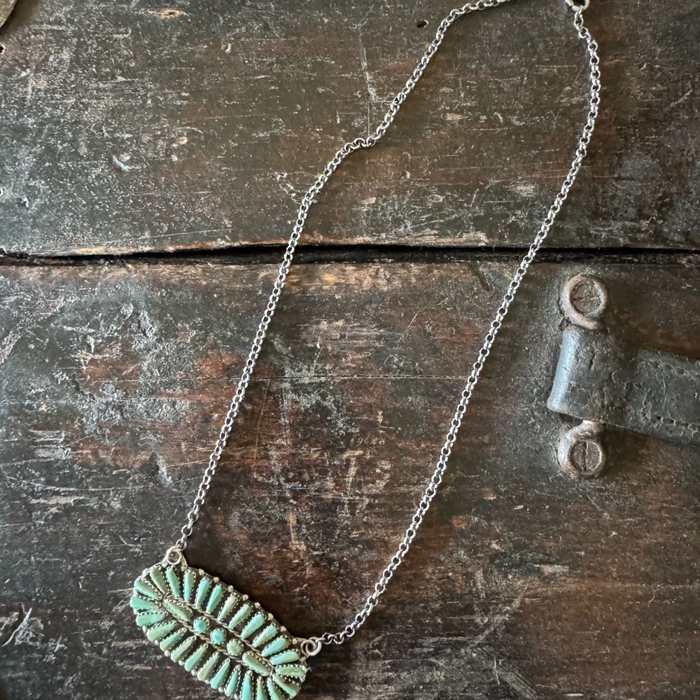 Native made sterling silver cluster necklace by Leander Nez💚 - Picture 4 of 6